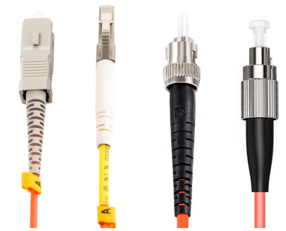 El SC del LC de la chaqueta de PVC de LSZH remienda el cordón OM2 diámetro con varios modos de funcionamiento a dos caras de 0.9m m/de 2.0m m/de 3.0m m
