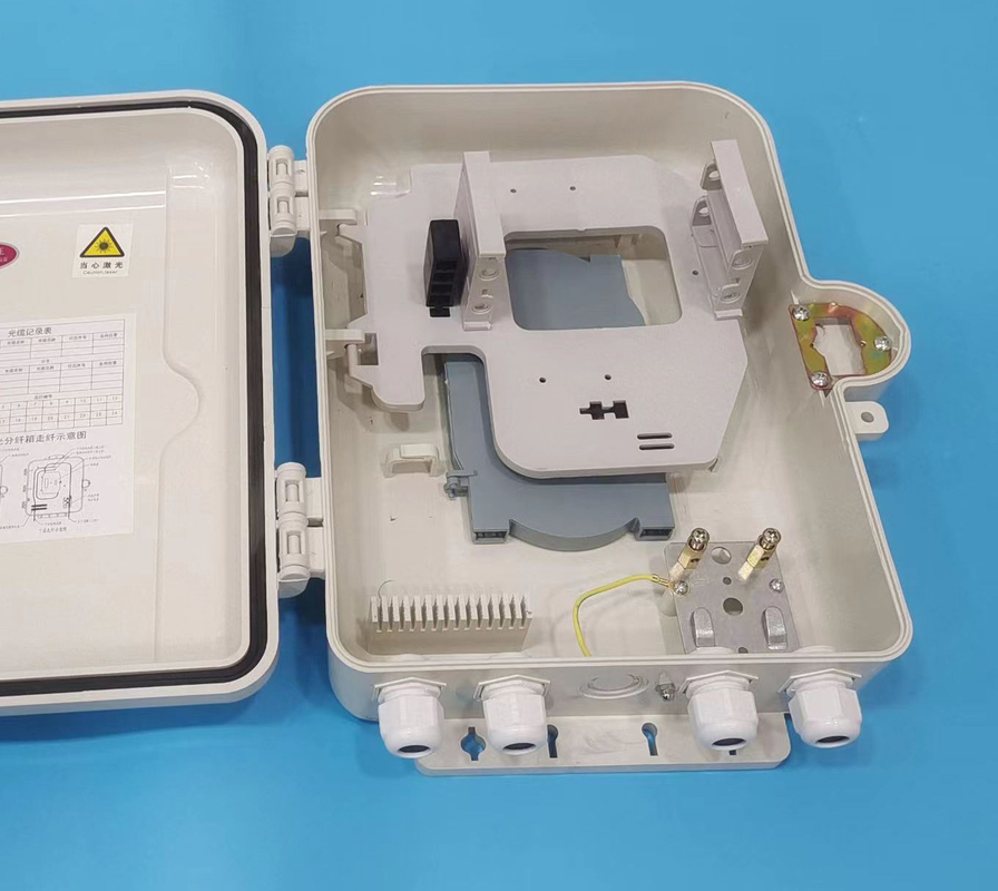 Puerto al aire libre ODB ODP de la caja 16 de la terminación de la fibra del ABS del soporte de la pared para FTTH