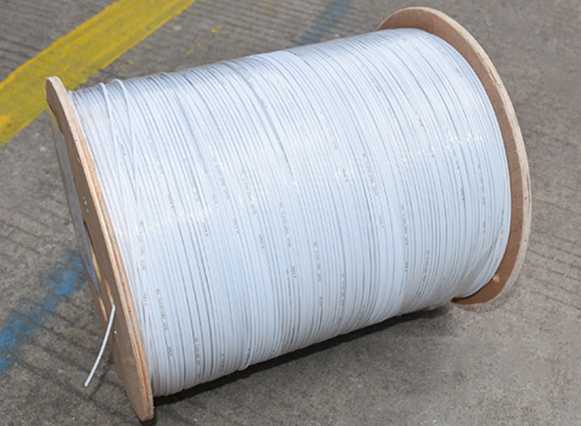 Mariposa del cable de descenso de la fibra óptica de la base de GJXH 2 para la comunicación interior de las telecomunicaciones