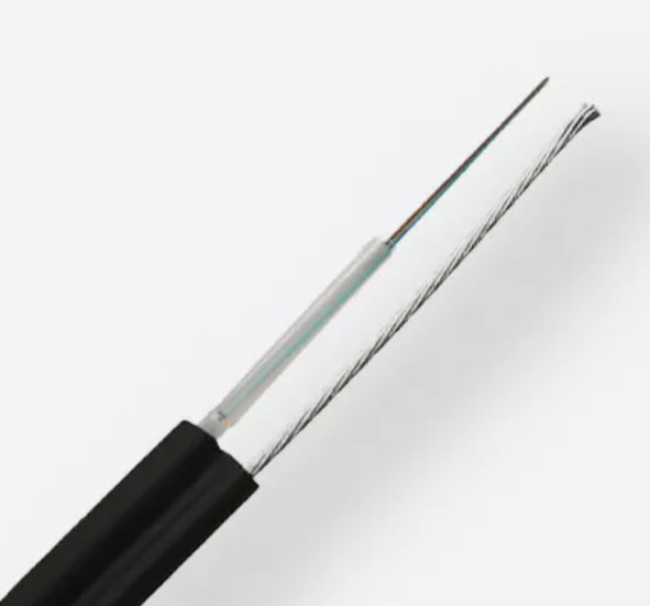 GYXTC8Y Cable de fribra óptica al aire libre Fig8 2 4 6 8 Miembro de fuerza de alambre de acero aéreo de 12 núcleos