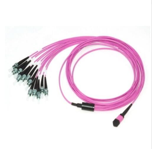 Cable de alta densidad del tronco de MPO, MPO al tipo de fibra óptica del cordón de remiendo del ST OM3