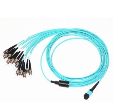 Cable de alta densidad del tronco de MPO, MPO al cordón de remiendo de fibra óptica del ST OM3