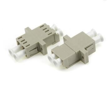 Adaptador a dos caras polaco del UPC Stype del conector con varios modos de funcionamiento del LC de la fibra óptica del adaptador con el reborde