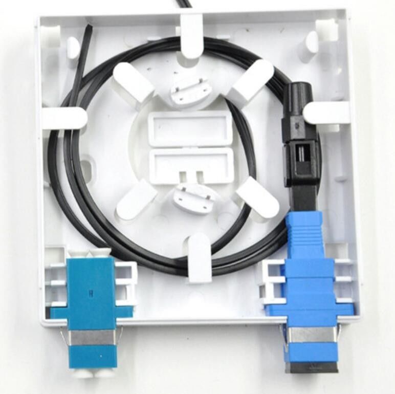 ABS montados en la pared interiores de los puertos de la caja de la terminación de la fibra óptica del ISO FTTH 2