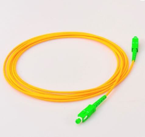 SC APC del cordón de remiendo de la fibra óptica de G652D G657A a SC APC Lszh