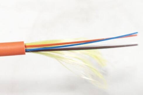 OM2 24 quita el corazón a los cables GJFJH interior 62.5/125 50/125 de la fibra con varios modos de funcionamiento