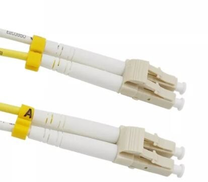 Longitud con varios modos de funcionamiento a dos caras de los 10m del conector del LC UPC del cordón de remiendo de la fibra óptica OM3