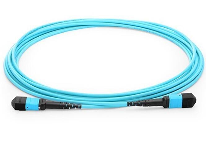 10g fibra con varios modos de funcionamiento femenina del tronco OM3 de la base del material MPO 8 del cable de fribra óptica LSZH