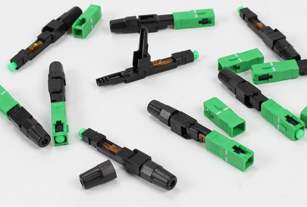 Sola pérdida de inserción rápida integrada del conector del SC APC del molde 0.3DB que pule Stype