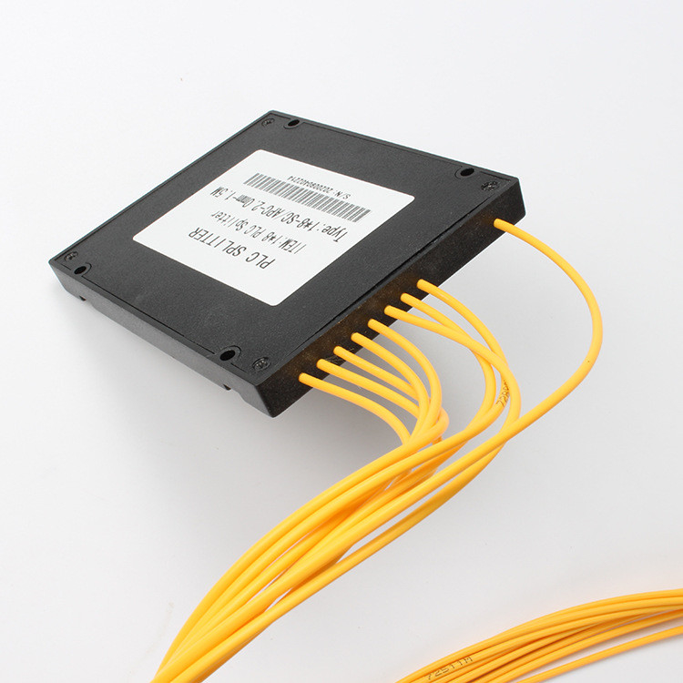 Rama 1.5Meter de la caja del SC APC del divisor del PLC del divisor 1 x 8 de la fibra óptica de 2.0M M